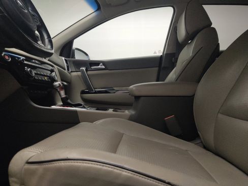 Used 2017 Kia Sportage SX FWD image 17
