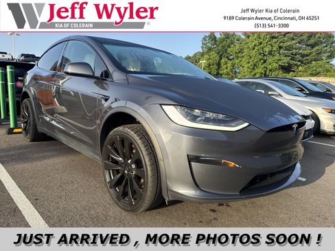 Used 2023 Tesla Model X AWD/4WD image 1