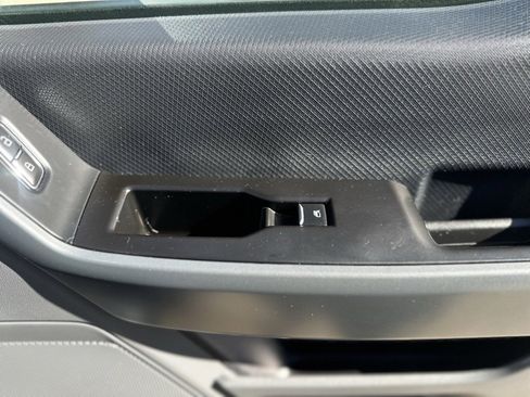 Used 2023 Ford F150 XLT image 32