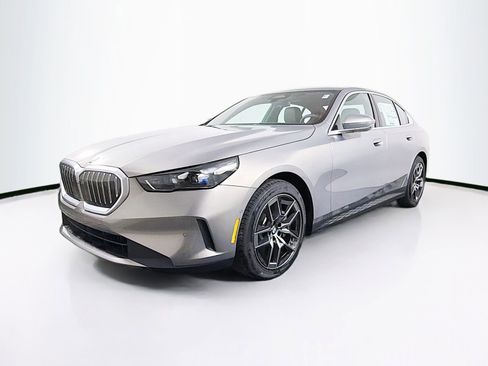 New 2026 BMW 530i xDrive w/ Premium Package AWD/4WD image 3