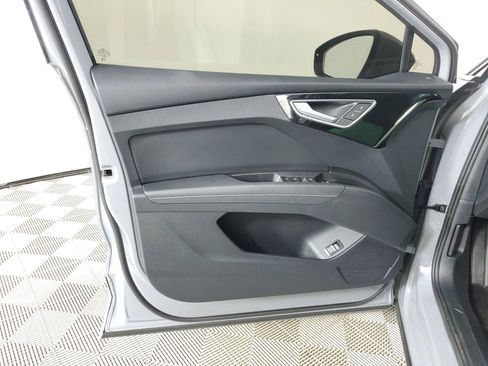 Certified 2024 Audi Q4 e-tron Premium image 19