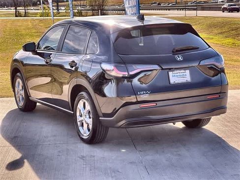 Certified 2025 Honda HR-V LX image 5
