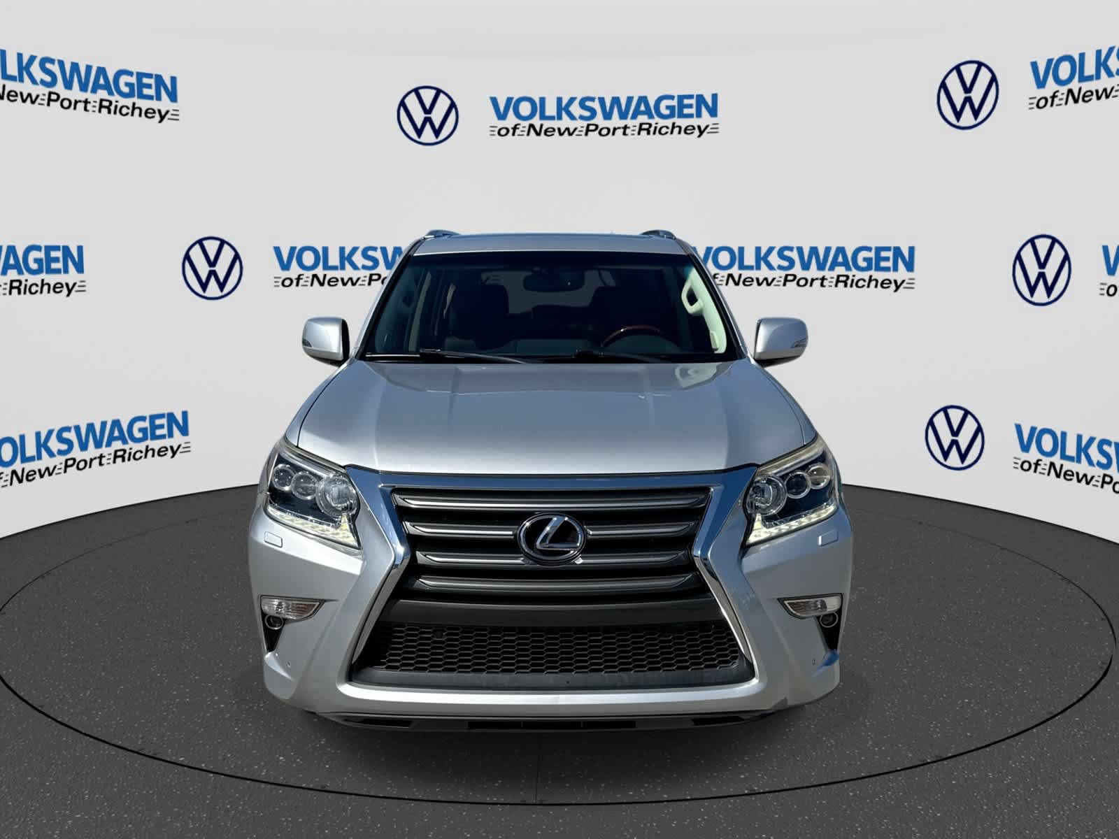 Used 2016 Lexus GX 460 w/ Premium Package AWD/4WD image 17