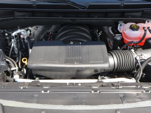 New 2026 GMC Yukon XL AT4 w/ AT4 Premium Package AWD/4WD image 16