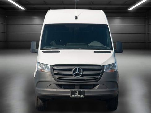 Used 2024 Mercedes-Benz Sprinter 144 Cargo image 3