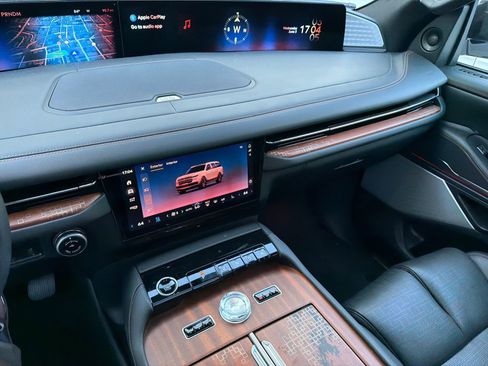 New 2026 Lincoln Navigator Black Label AWD/4WD image 28