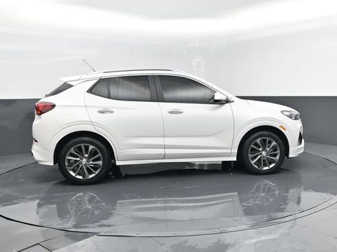 Used 2021 Buick Encore GX Select w/ Sport Touring Package AWD/4WD image 4