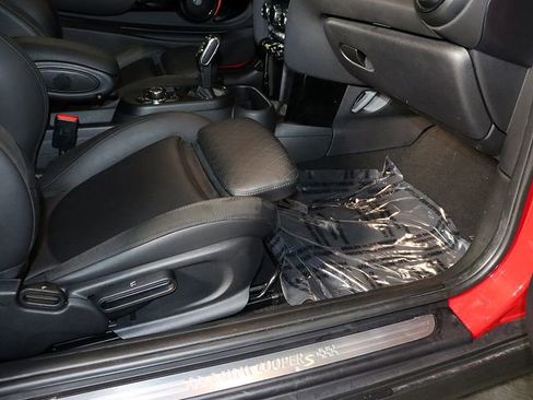 Used 2023 MINI Cooper SE image 28