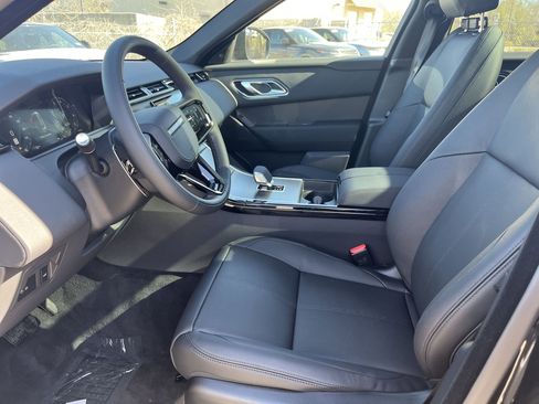 Used 2026 Land Rover Range Rover Velar S image 4