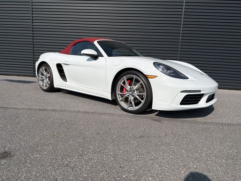 Certified 2019 Porsche 718 Boxster RWD image 7