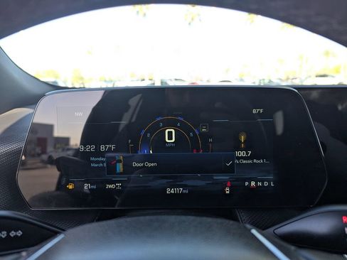 Certified 2025 Chevrolet Equinox LT AWD/4WD image 30