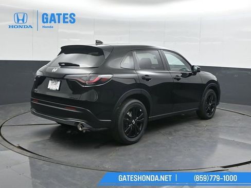 New 2026 Honda HR-V Sport image 2