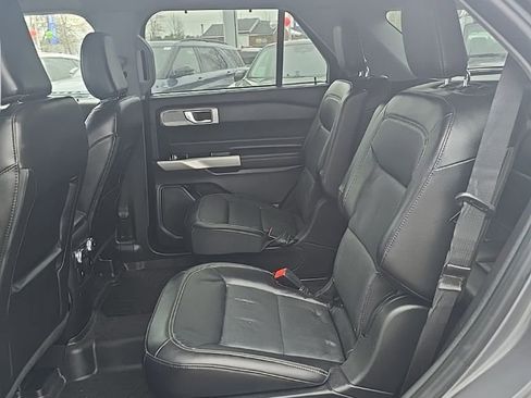 Used 2022 Ford Explorer Limited w/ Equipment Group 301A image 14