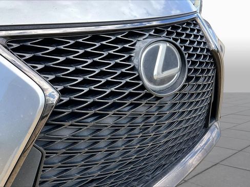 Used 2017 Lexus IS 200t F Sport w/ F Sport Package RWD image 29