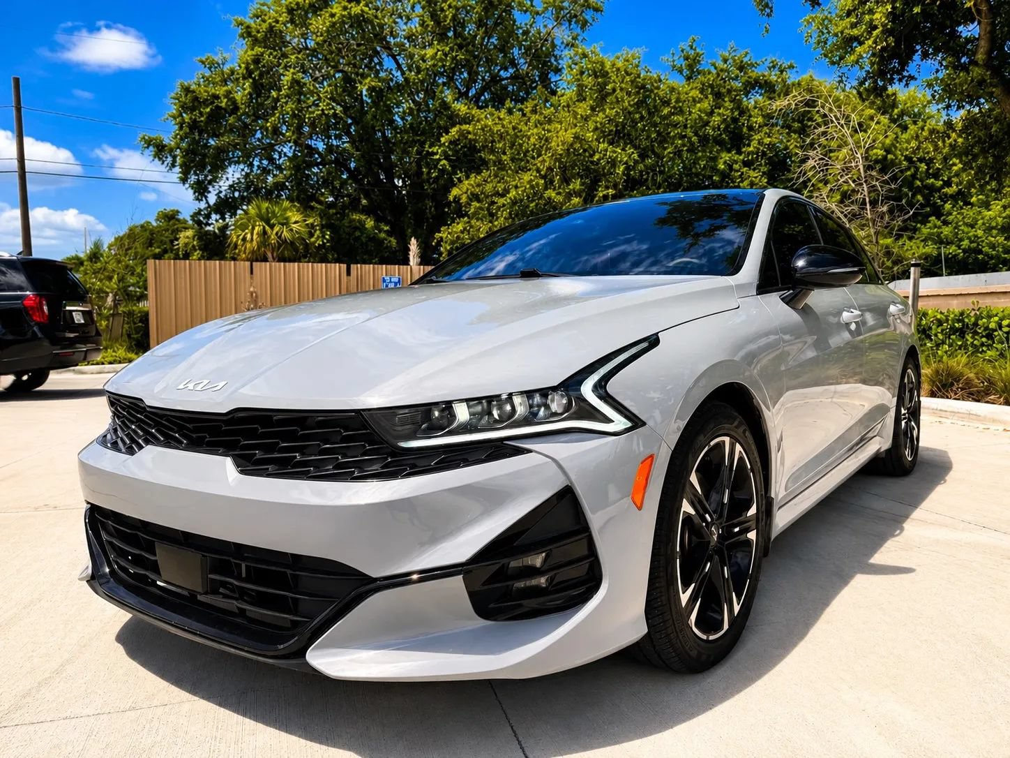 Used 2022 Kia K5 GT-Line w/ GT-Line FWD Premium Package image 3