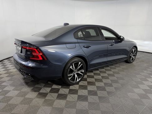 Used 2024 Volvo S60 B5 Plus image 5