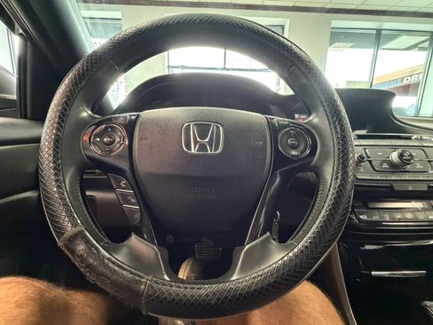 Used 2016 Honda Accord Sport image 38