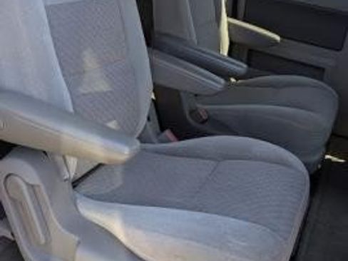 Used 2004 Ford Freestar SEL FWD image 17