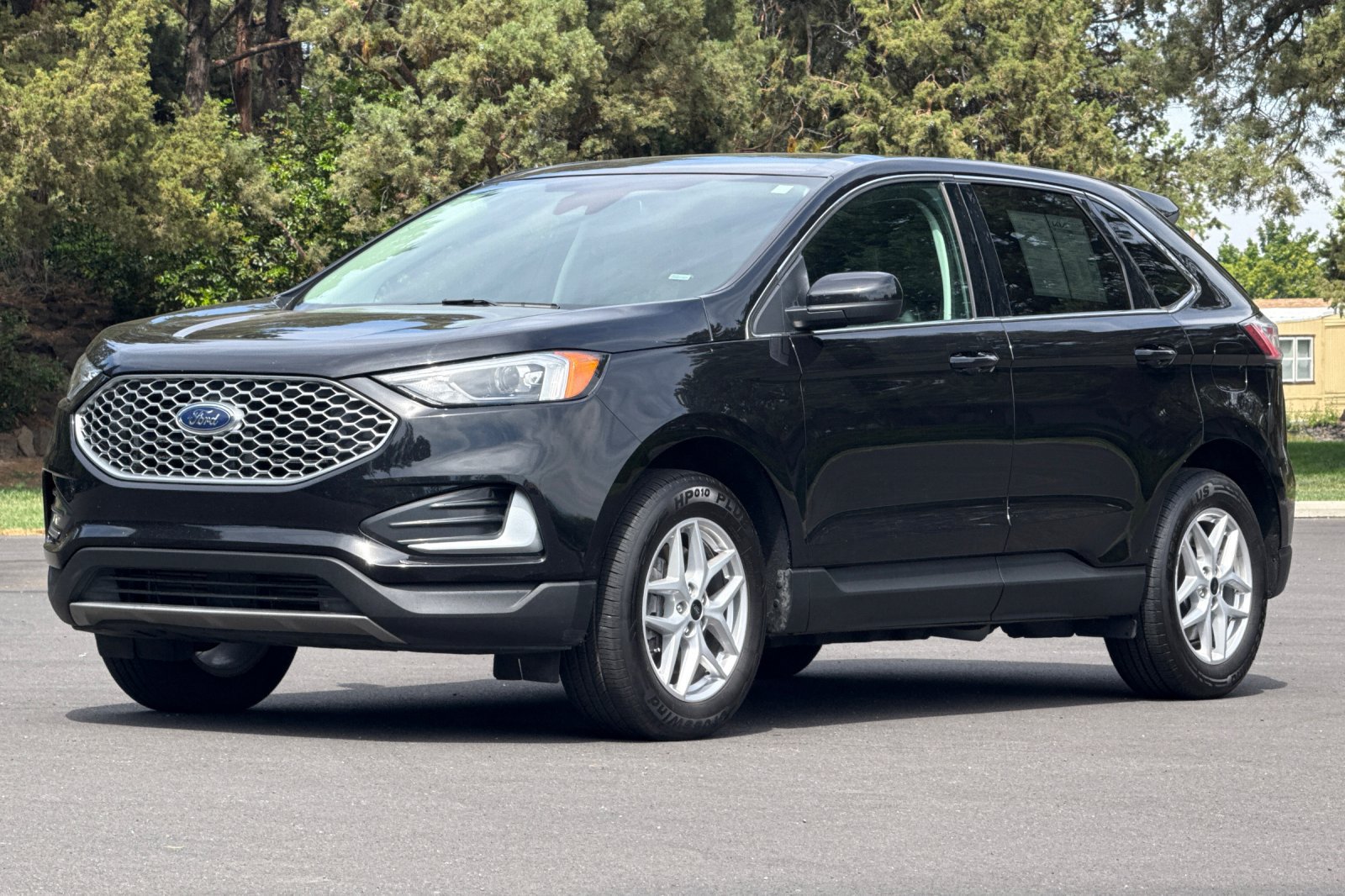 Used 2024 Ford Edge SEL AWD/4WD image 8