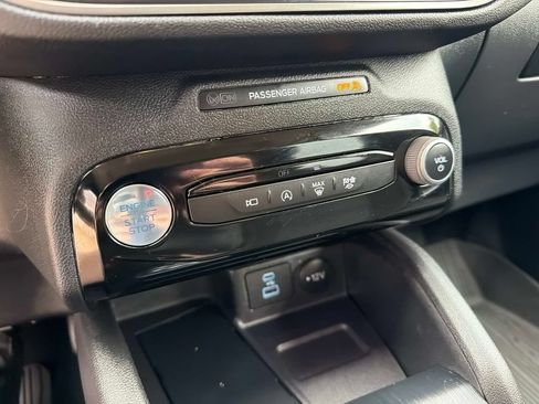 Used 2023 Ford Escape Active w/ Tech Pack #2 AWD/4WD image 26