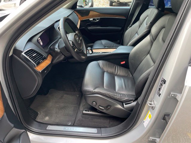 Certified 2023 Volvo XC90 B6 Plus w/ Protection Package Premier AWD/4WD image 10