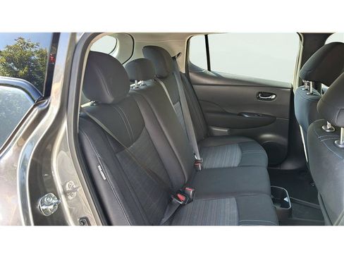 Used 2025 Nissan Leaf S FWD image 15