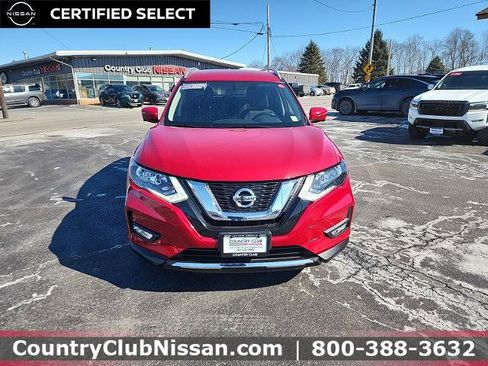Certified 2017 Nissan Rogue SV w/ SV Premium Package image 3