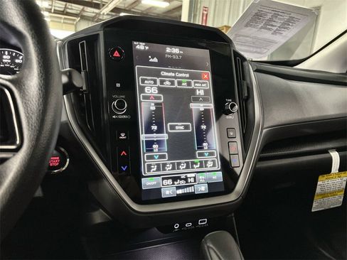 Used 2025 Subaru Crosstrek 2.0i Premium image 32