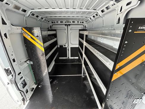 Used 2024 RAM ProMaster 2500 FWD image 13