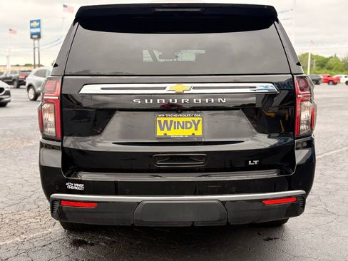 Used 2024 Chevrolet Suburban LT AWD/4WD image 6