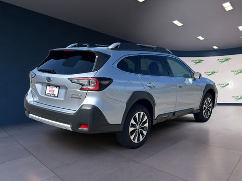 Certified 2025 Subaru Outback Touring XT image 9