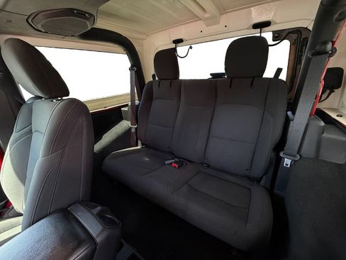 Used 2021 Jeep Wrangler Sport AWD/4WD image 21