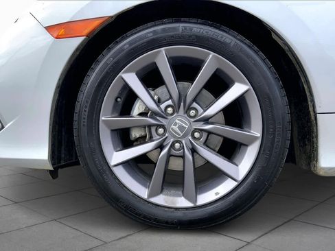 Used 2020 Honda Civic EX image 10