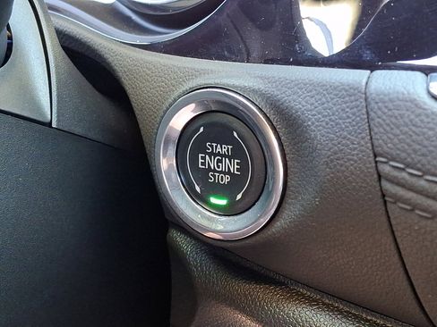 Used 2023 Buick Encore GX Select FWD image 25