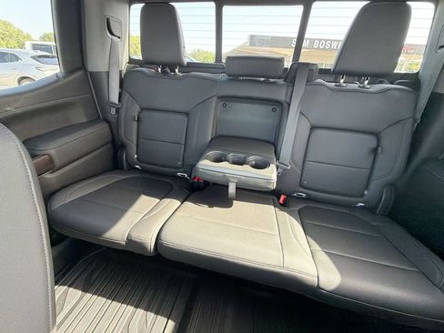 Used 2019 GMC Sierra 1500 SLT w/ SLT Premium Plus Package AWD/4WD image 13
