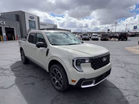 Used 2025 Ford Maverick Lariat AWD/4WD image 9