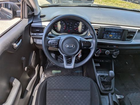 Used 2018 Kia Rio LX FWD image 15