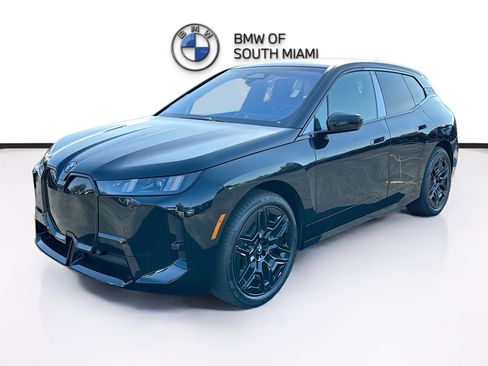 New 2026 BMW iX xDrive45 w/ M Sport Package image 3