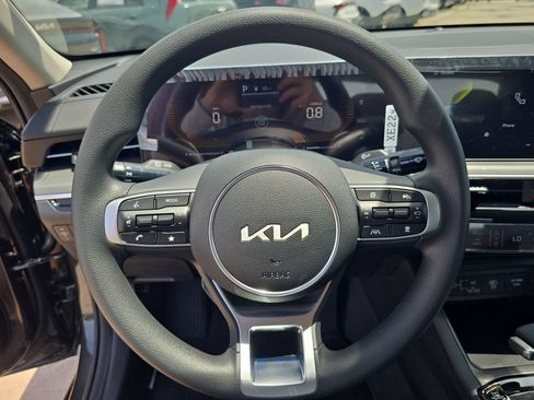 New 2026 Kia K5 LXS FWD image 27
