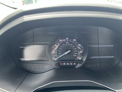 Used 2024 Ford Edge Titanium image 34