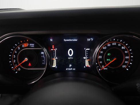 Used 2023 Jeep Wrangler Sport S image 22