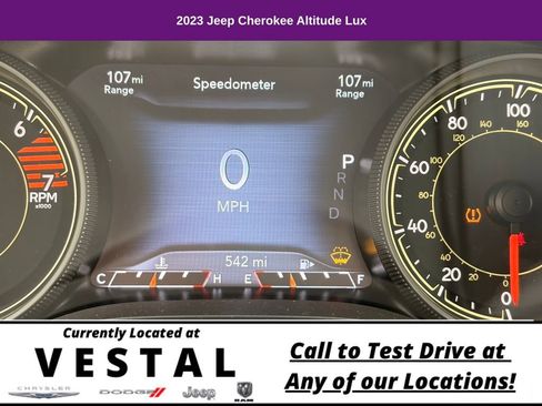 Used 2023 Jeep Cherokee Altitude Lux image 23