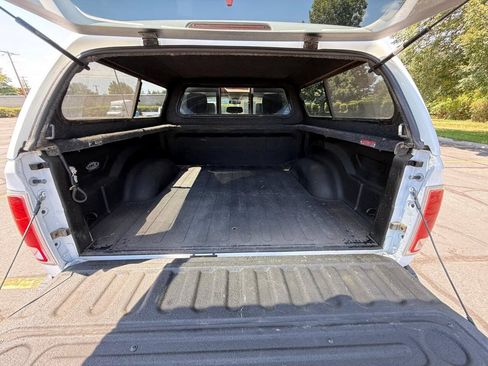 Used 2016 RAM 1500 Laramie w/ Convenience Group AWD/4WD image 16