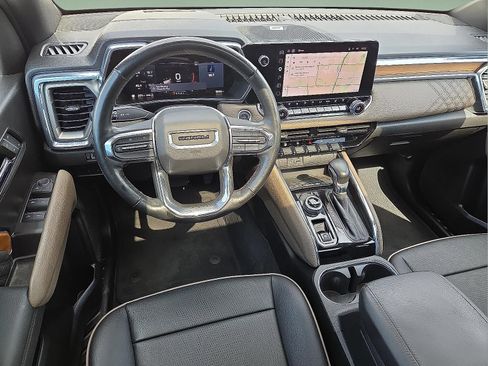 Used 2024 GMC Canyon Denali AWD/4WD image 11