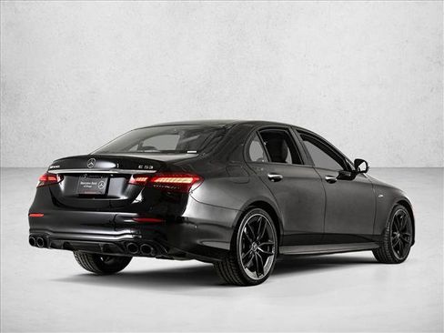 Used 2022 Mercedes-Benz E 53 AMG 4MATIC Sedan image 5
