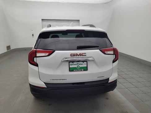 Used 2023 GMC Terrain SLE w/ Driver Convenience Package image 6