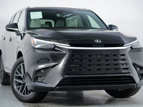 Used 2025 Lexus TX 350 AWD w/ Technology Package image 4