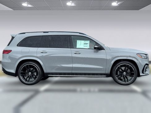 New 2026 Mercedes-Benz GLS 580 4MATIC image 8