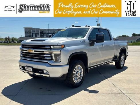 Used 2022 Chevrolet Silverado 2500 High Country w/ Z71 Off-Road Package AWD/4WD image 1