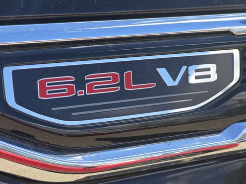 Used 2025 GMC Sierra 1500 Denali w/ Denali Reserve Package AWD/4WD image 10